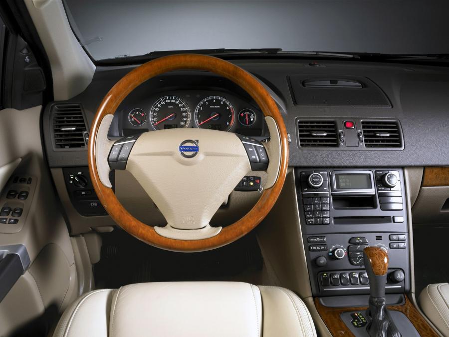  Volvo XC90 2007 года  (фото 136 из 142)